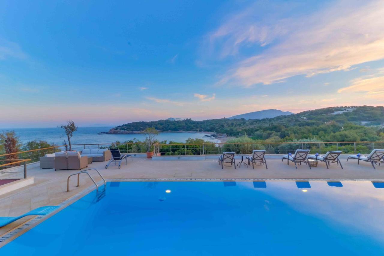 Black Diamond Beachfront Pool Villa Pasithea In Sounio, Athens Cap Cap Sounion Extérieur photo