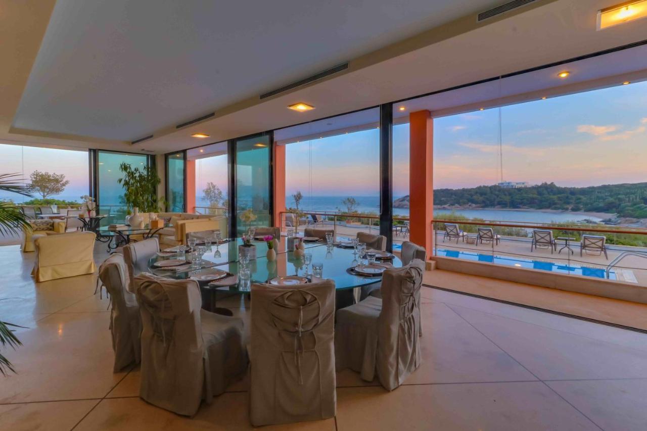 Black Diamond Beachfront Pool Villa Pasithea In Sounio, Athens Cap Cap Sounion Extérieur photo