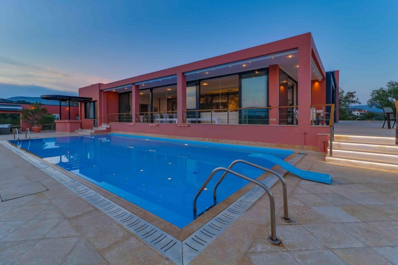 Black Diamond Beachfront Pool Villa Pasithea In Sounio, Athens Cap Cap Sounion Extérieur photo